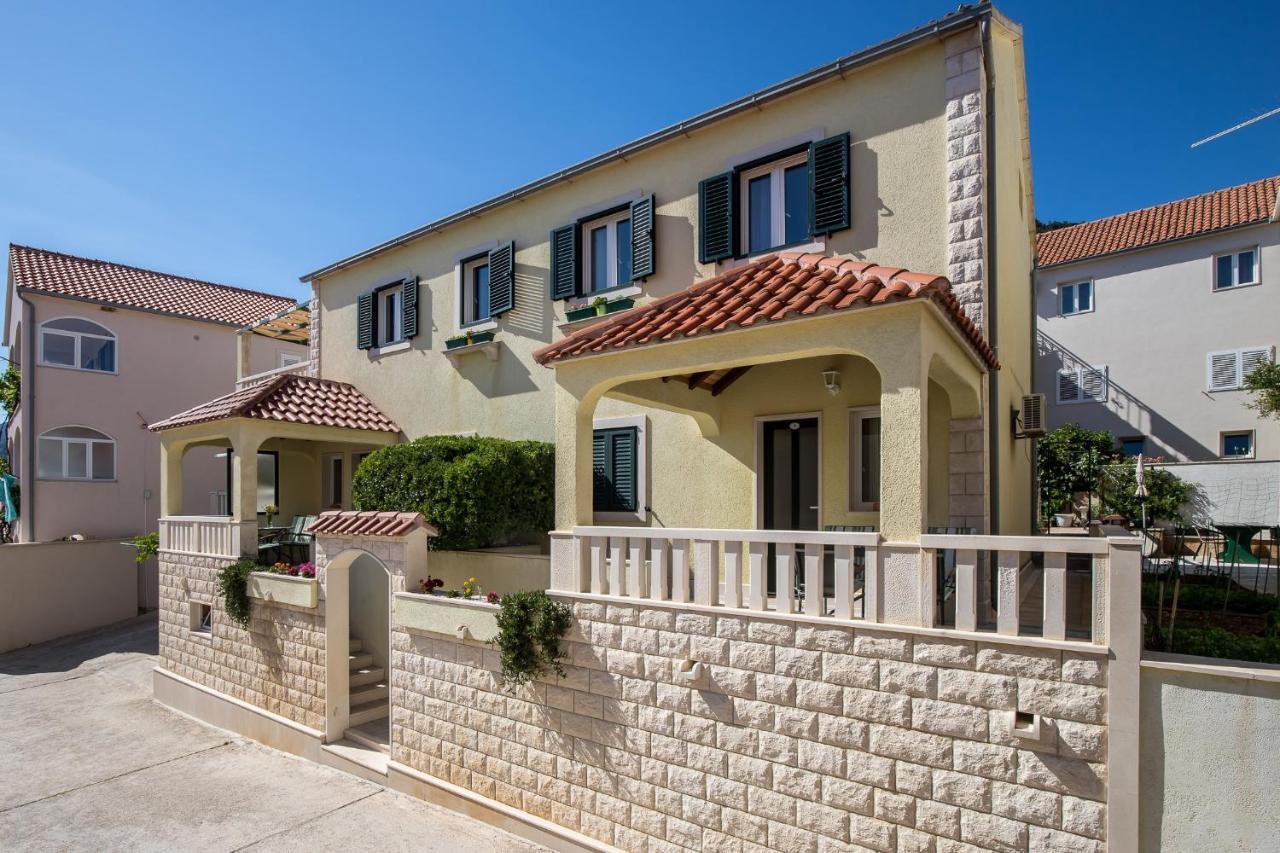 Apartmani Filipic โบล ภายนอก รูปภาพ